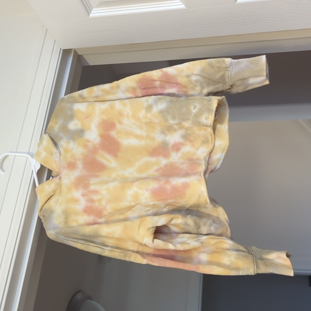 Old Navy sweat suit, size 6/7, tiedye